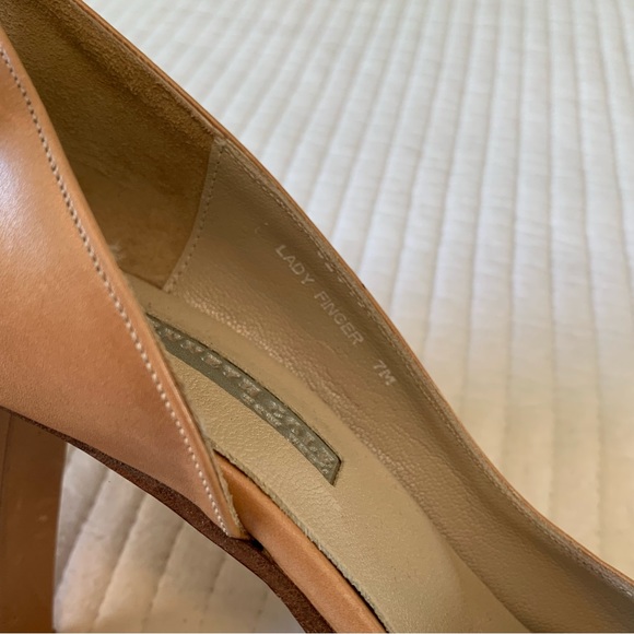 Kenneth Cole peep toe heels in nude - Picture 9 of 9